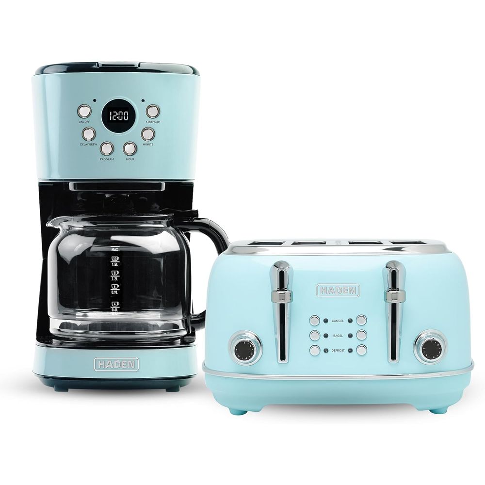 Toaster 4 Slice - 12 Cup Progmable Drip Coee Maker